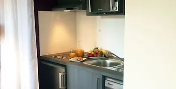 Hotel Nemea Appart Quai Victor Tours