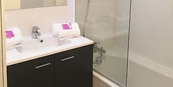 Nemea Appart Quai Victor Hotel Tours